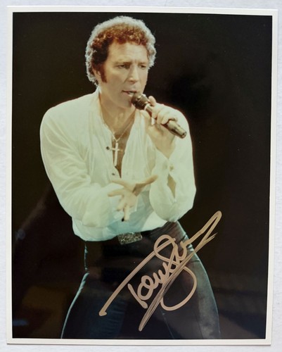 Tom jones signed autographed - signed,