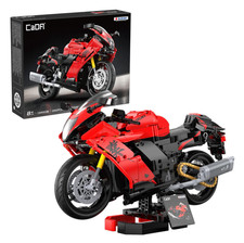CaDA Suzuki Hayabusa Motorbike