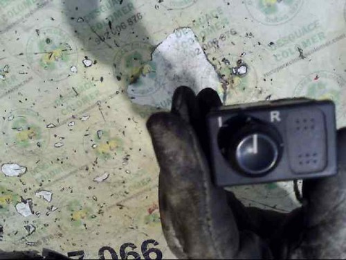 Rearview side mirror switch - rearview,