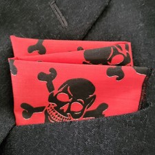 SKULL AND CROSSBONES HALLOWEEN PIRATE  THEME POCKET SQUARE   HANDKERCHIEF 