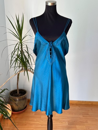 Vtg private luxuries 100 - 100%, silk
