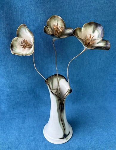 Penny simpson ceramic flowers - ,