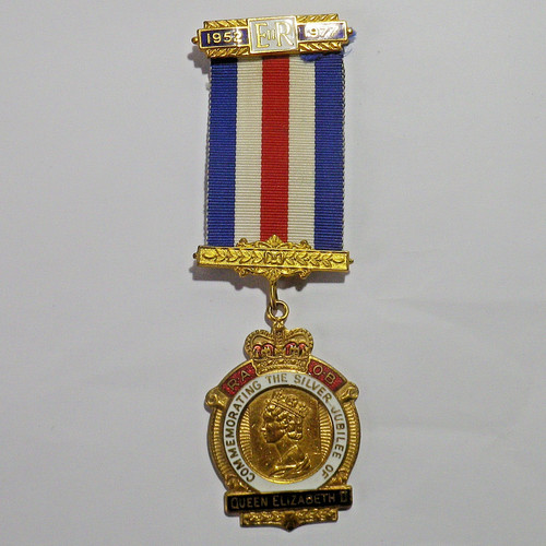 Raob buffs queen - queen, elizabeth