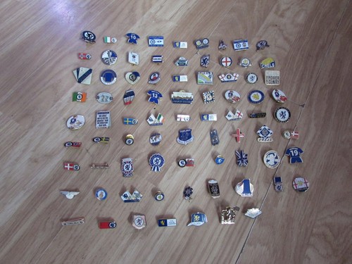 Collectable football pin - collectable,