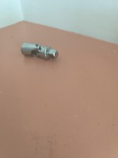 Universal Swivel 1/2 To 1/2