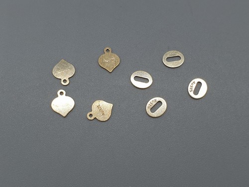 9ct yellow gold tag - gold,