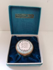 VINTAGE 1973 BILSTON&BATTERSEA ENAMELS 'French Love Motto' PATCH BOX/Gift Boxed