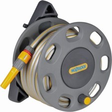 Hozelock Wall Mounted Compact Garden Reel With 15m Hose Watering kit 2422