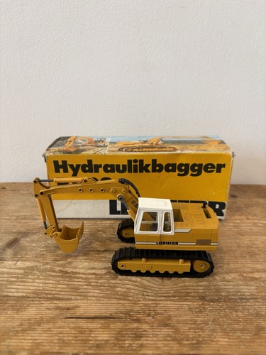 Liebherr 922 hydraulic - r,