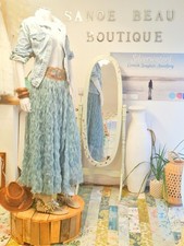 Gorgeous mint/turquoise water