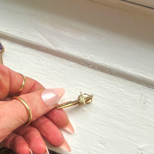 Men gold tone key shaped - shaped, tie