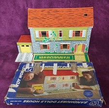 Toy Works Vintage Sandhurst