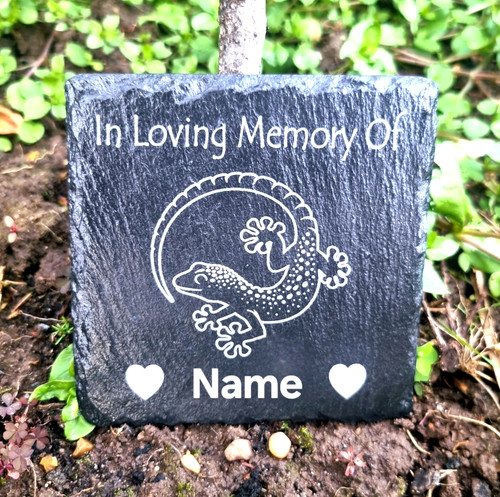 Gecko memorial slate
