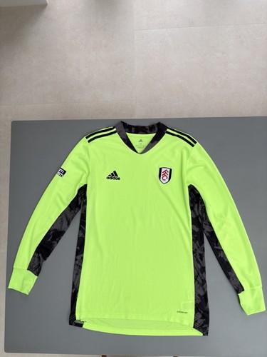 Fulham player issue goalkeeper - fulham,