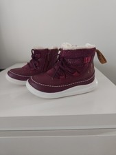 BRAND NEW - CLARKS, Frozen 2