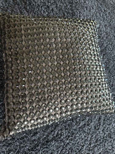 Kylie cushion crystals - kylie,