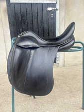 Childeric Dressage Saddle DOP 13 17.5” Black