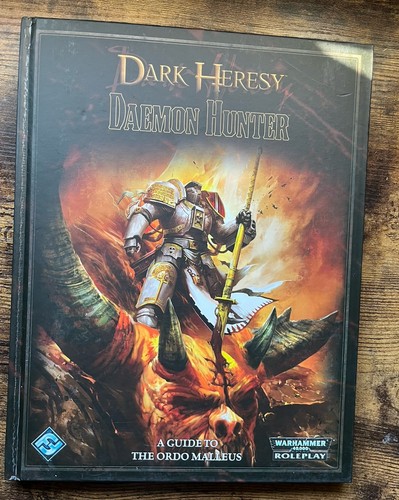 Dark heresy daemon - dark, hunter