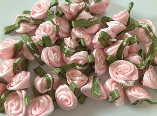 Small satin rose buds - small,