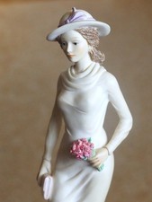 The Leonardo Collection Lady