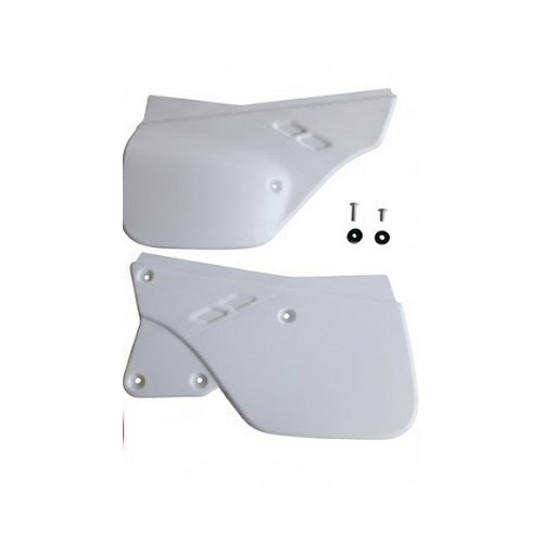 Pair white side covers - of,