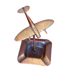 CHARMING VINTAGE TRENCH ART