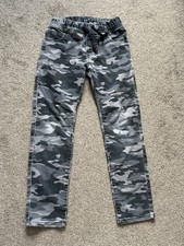 Boys Grey Camouflage Trousers Size M (8-9 Years)