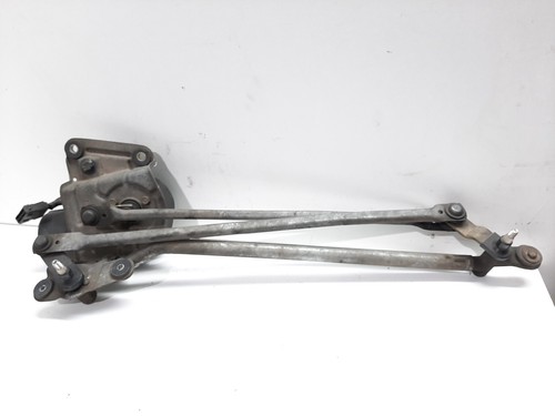 Front windshield wiper motor - windshield,