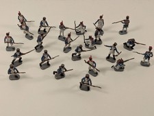 Painted “Scottish Soldiers” Figures – Approx. OO Gauge Scale Military Miniatures