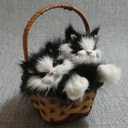 Realistic real fur pair - realistic,