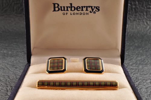 Near mint burberry - near, mint,