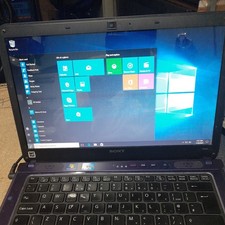 Sony Vaio PCG-61813M Laptop