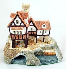 Arden Sculptures - Hand