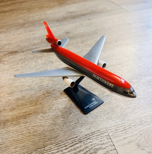Northwest airlines 10 - northwest, dc-10