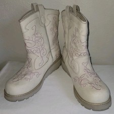 Roper Mid Calf Embroidered Fat