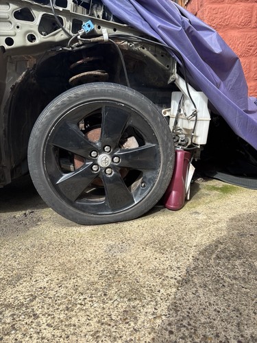Full set genuine - x4, toyota