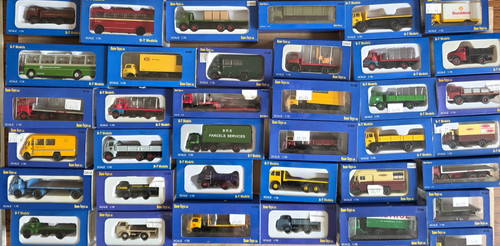Base toys diecast - base,