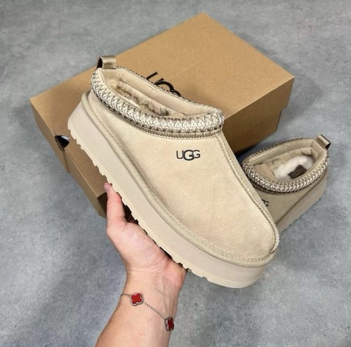 Ugg tazz slippers - -,