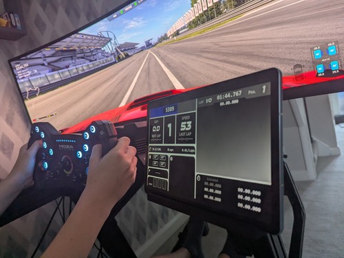 Sim racing rig - 🏎️,