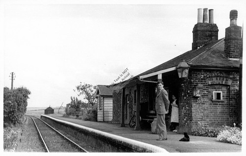 1950s stanhoe train - 1950s, station