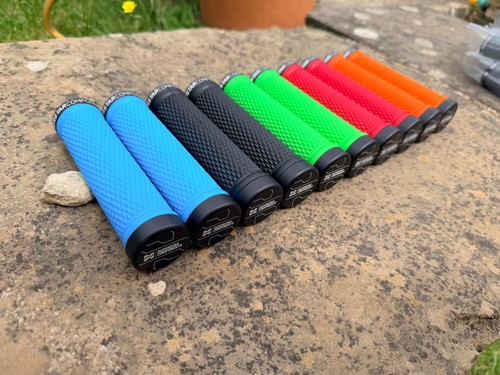 Superstar lock grips - grips,