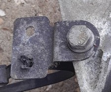 Peugeot 106 S2 Hose / Cable Fixing Bracket Mount Rallye GTi Citroen Saxo VTR VTS