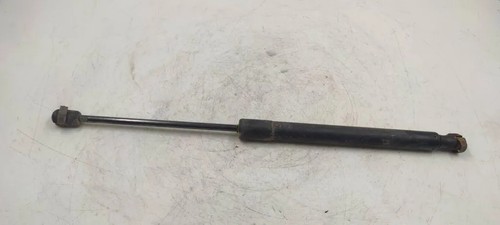 Golf 1k1 tailgate gas - vw,