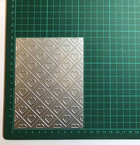 Heart grid hot foil - hot, background