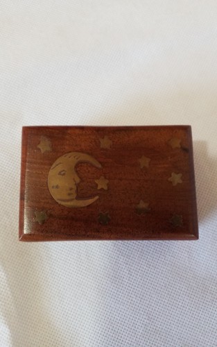 Wood wooden trinket jewellery - wooden,