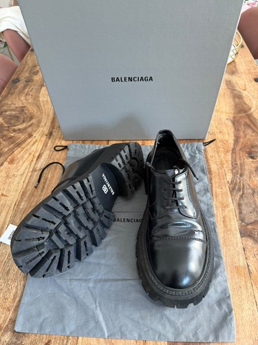 Balenciaga strike derby shoes - strike,