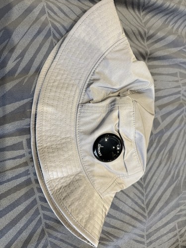 Company chrome bucket hat - chrome-r,