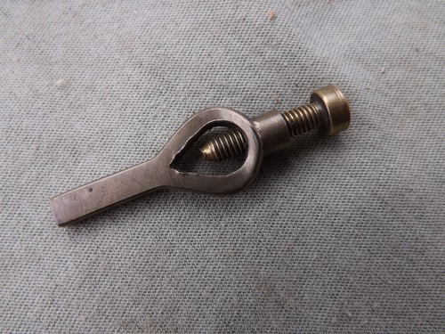 Small 40mm in length - 1.1/2",