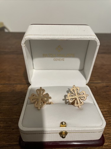 Cased patek philippe cufflinks - cased,
