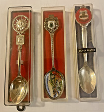 3 GOOD VINTAGE BOXED SOUVENIR